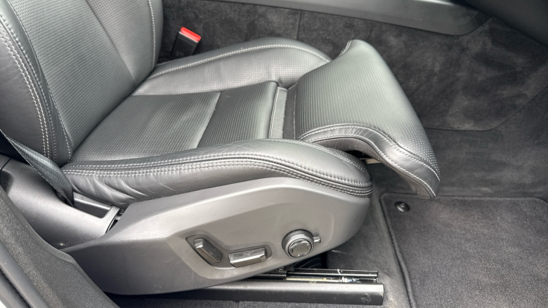 Volvo Xc60 2.0 T6 Recharge PHEV Inscription 5dr AWD Auto Estate